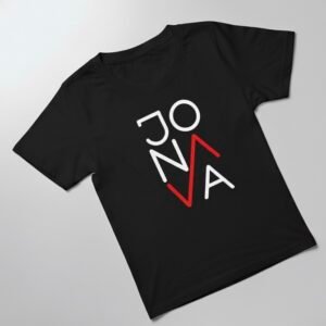 Juodi medvilniniai marškinėliai trumpomis rankovėmis su užrašu „JONAVA“. Dauguma raidžių baltos, kelios raidės paryškintos raudona spalva, suteikiant dizainui įdomumo. Unisex modelis. Šie marškinėliai tinka ne tik jonaviečiui, tačiau ir kaip puikus atminimo suvenyras miesto svečiams.