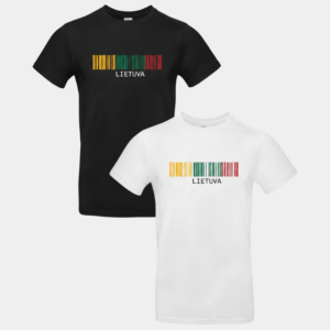Nuotraukoje juodi ir balti marškinėliai su barkodo spauda, kuri nusplavinta Lietuvos trispalvės spalvomis ir po šia spauda yra užrašas „Lietuva“.